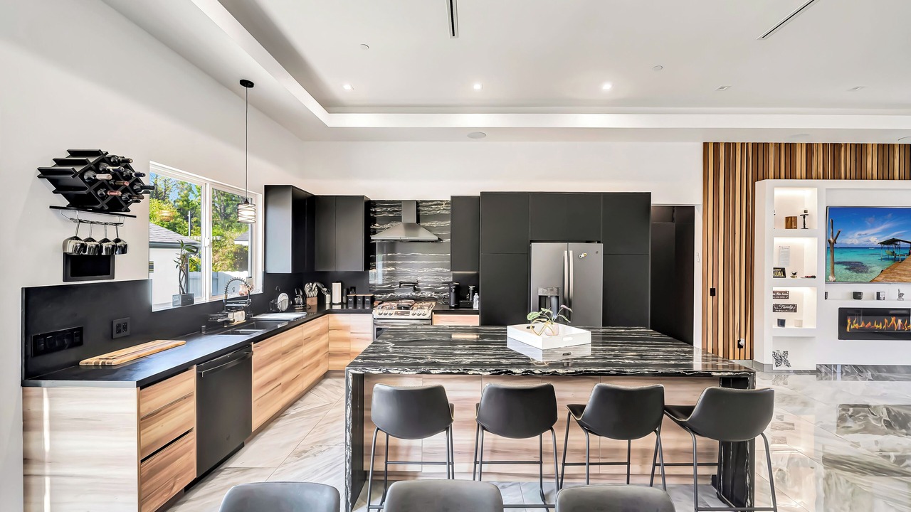 Photo of Kitchen in Woodland Hills