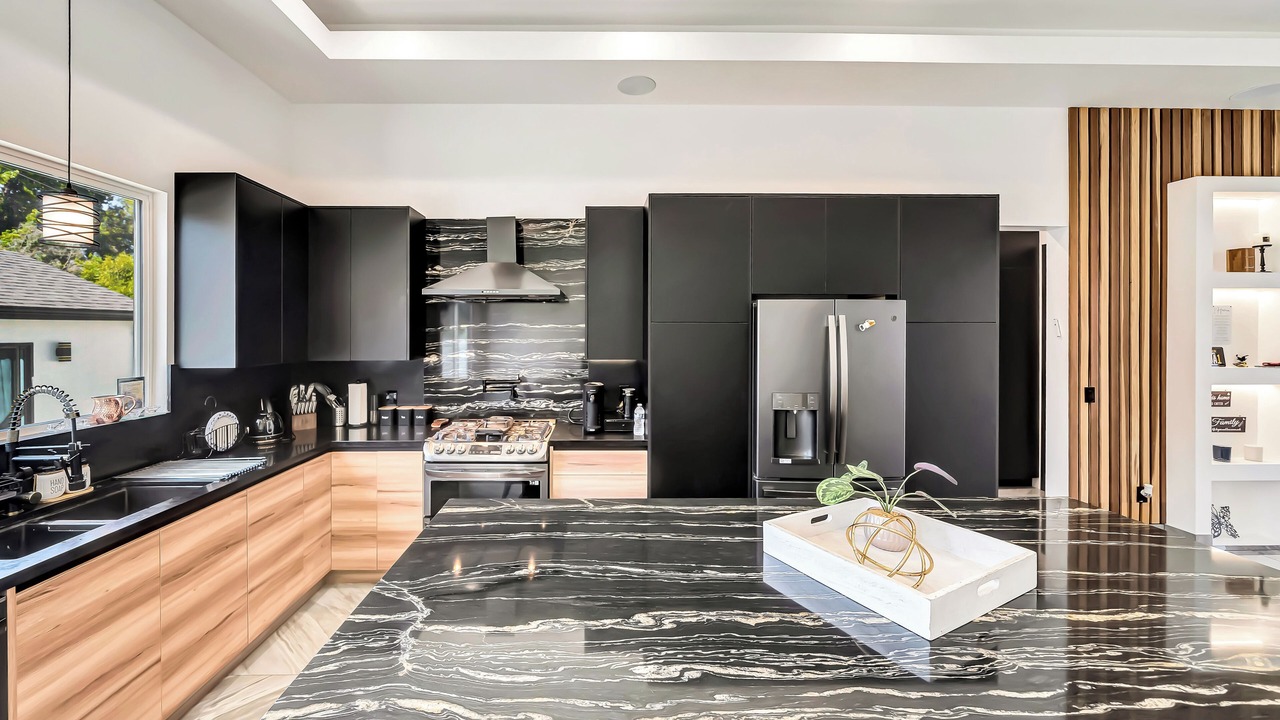 Photo of Kitchen in Woodland Hills