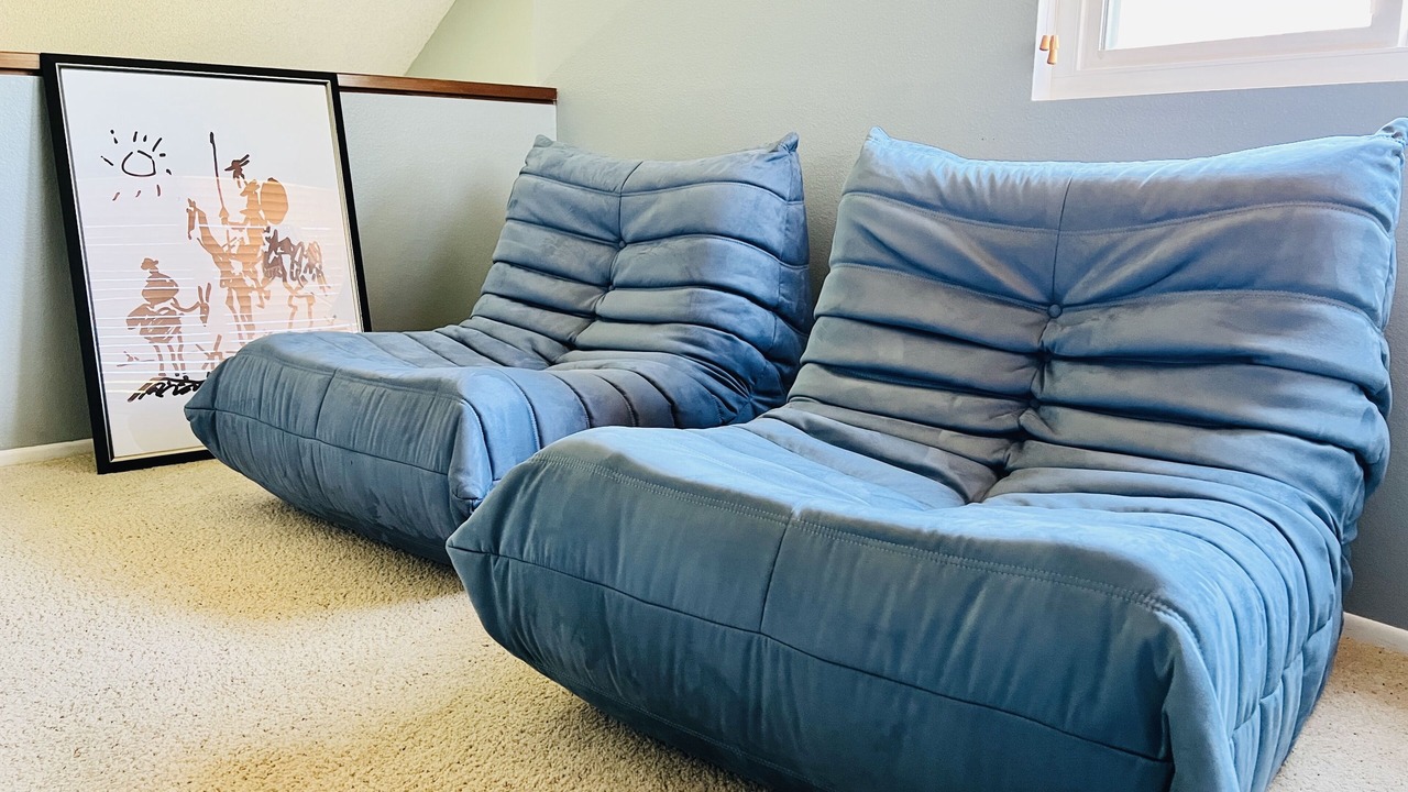 Photo of Livingroom in Westmont