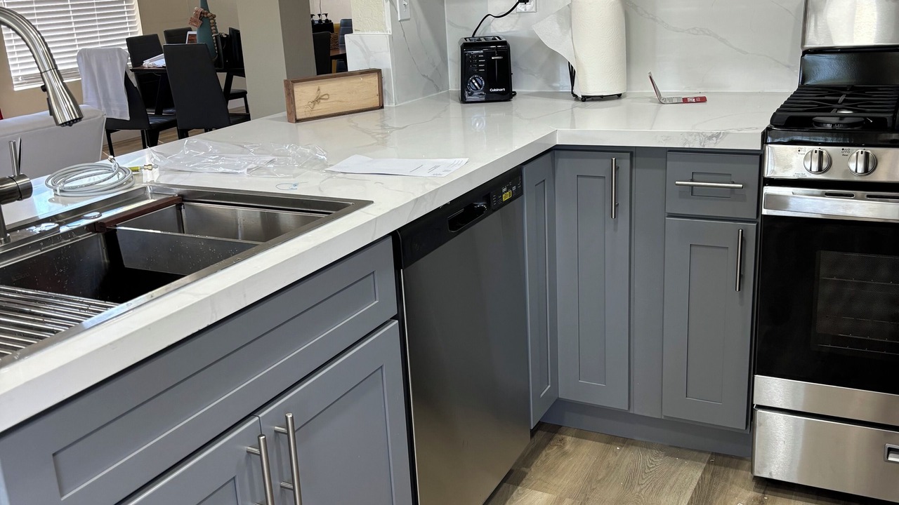 Photo of Kitchen in Corona
