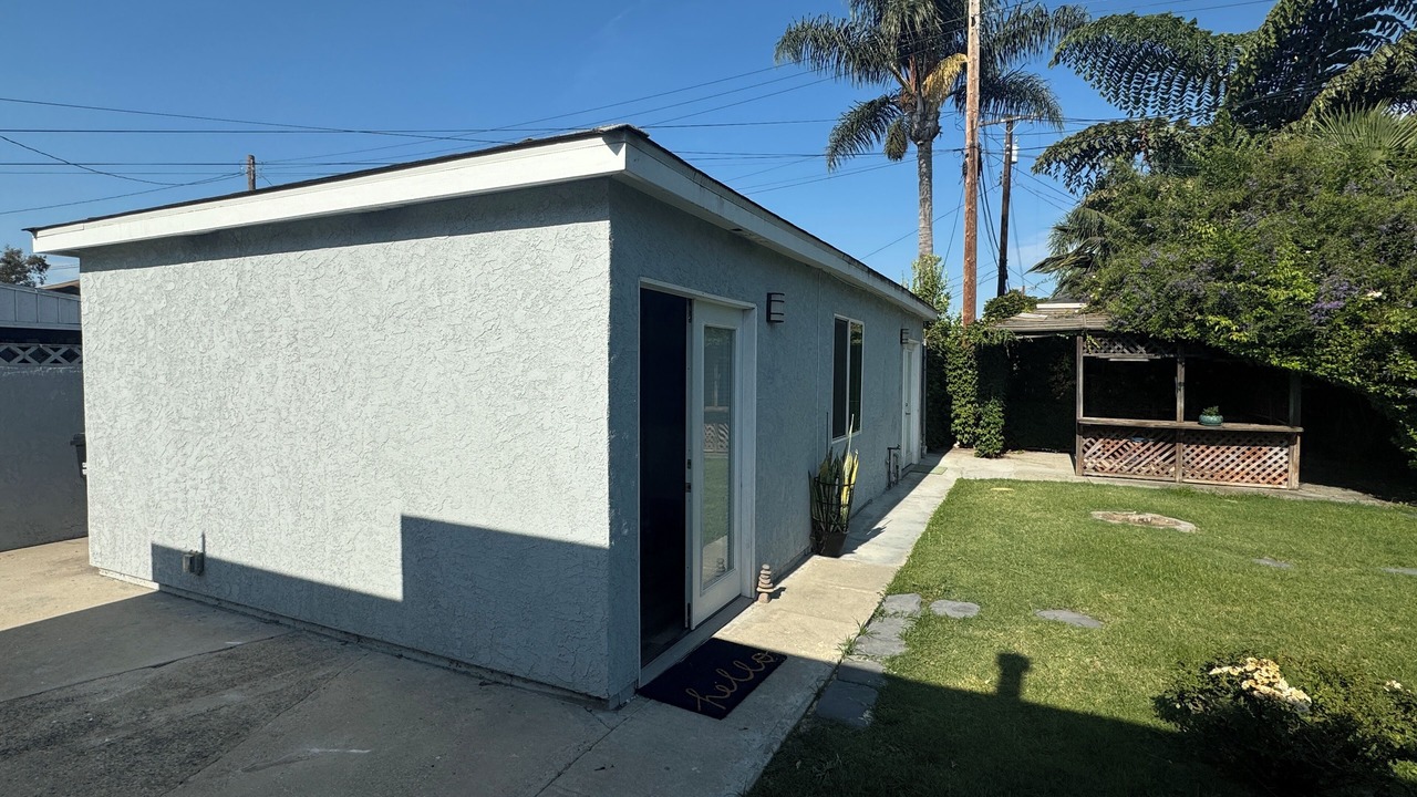 Photo of Outdoor in Bellflower