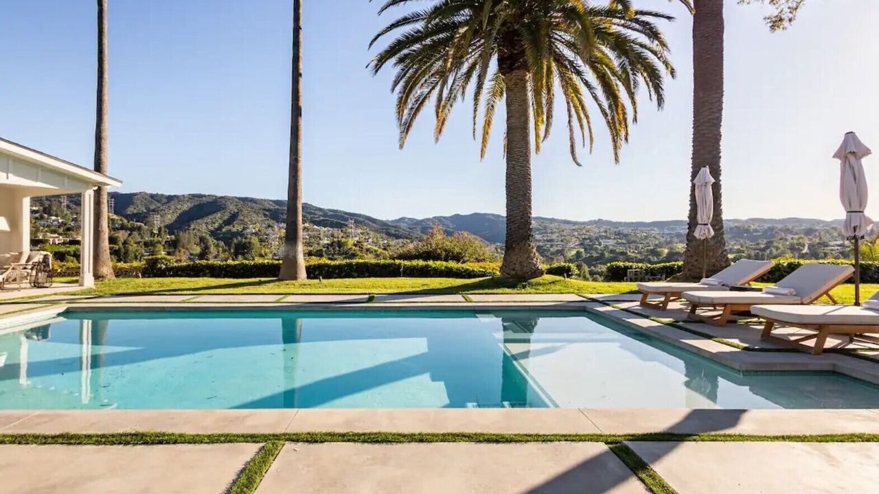 Photo of Outdoor in Tarzana