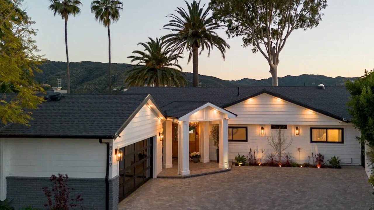 Photo of Outdoor in Tarzana