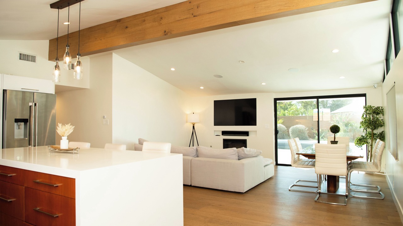 Photo of Kitchen in Woodland Hills
