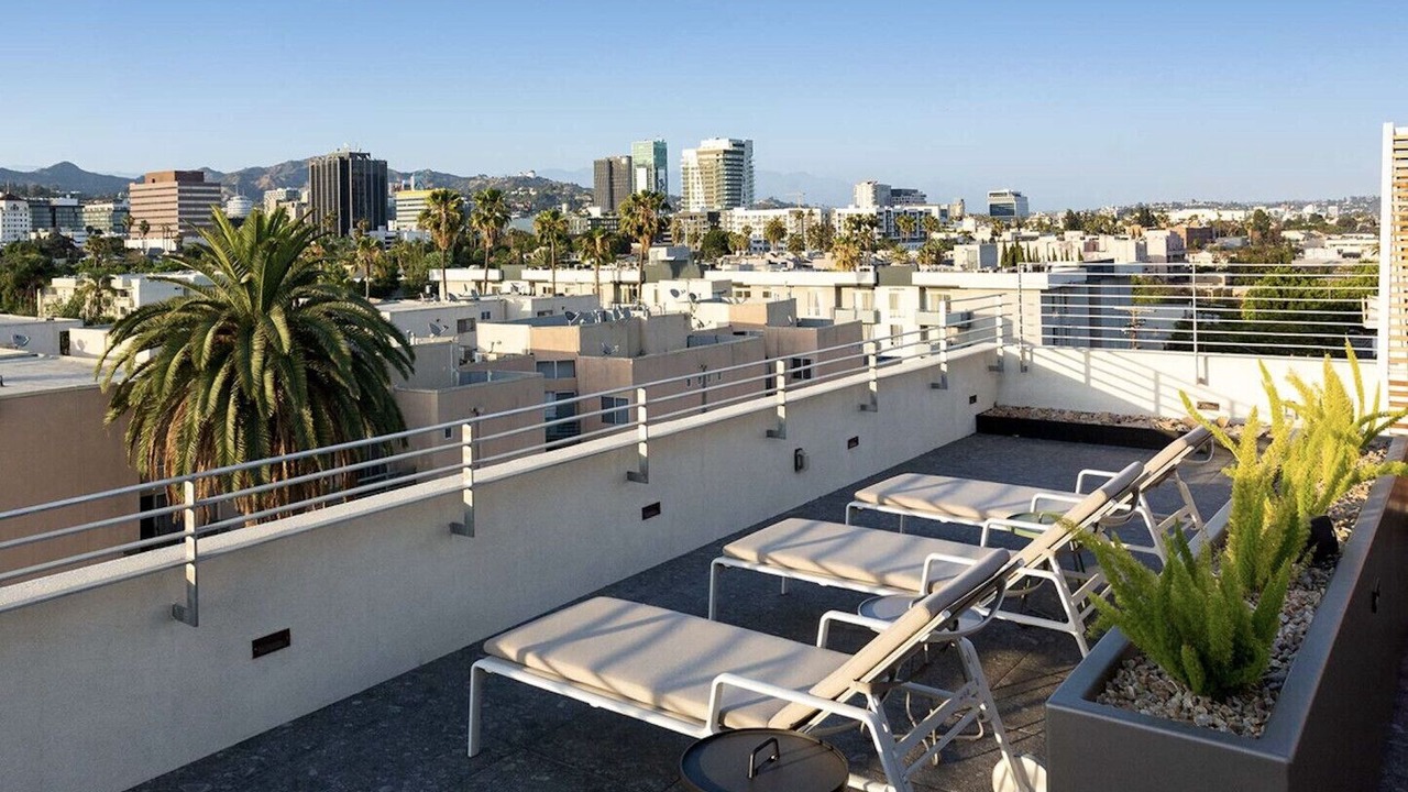 Photo of Patio Balcony in Carthay Circle