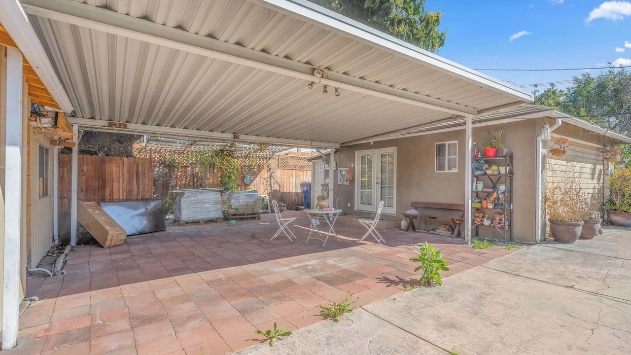 Photo of Patio Balcony in Rampart Village