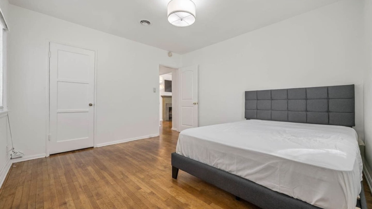 Photo of Bedroom in Rampart Village