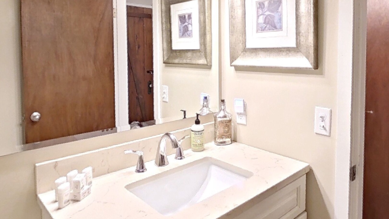 Photo of Bathroom in Groveland
