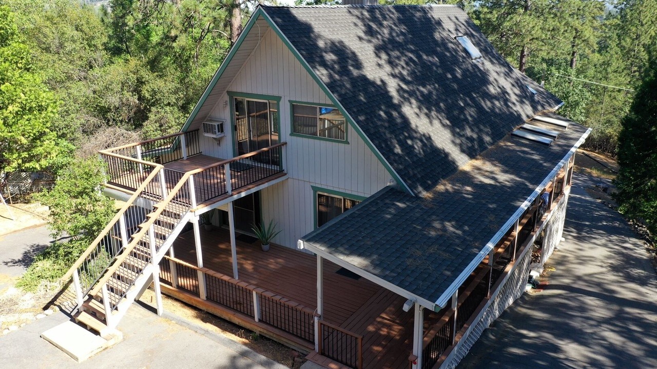 Photo of Outdoor in Groveland