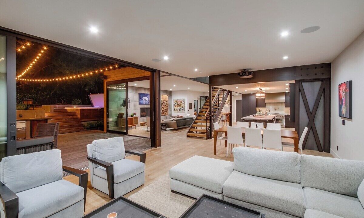 Photo of Livingroom in Fire Mountain