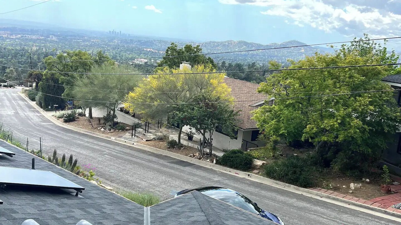 Photo of Others in Altadena