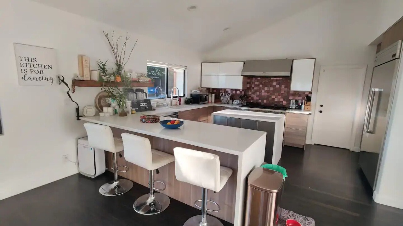 Photo of Kitchen in Altadena