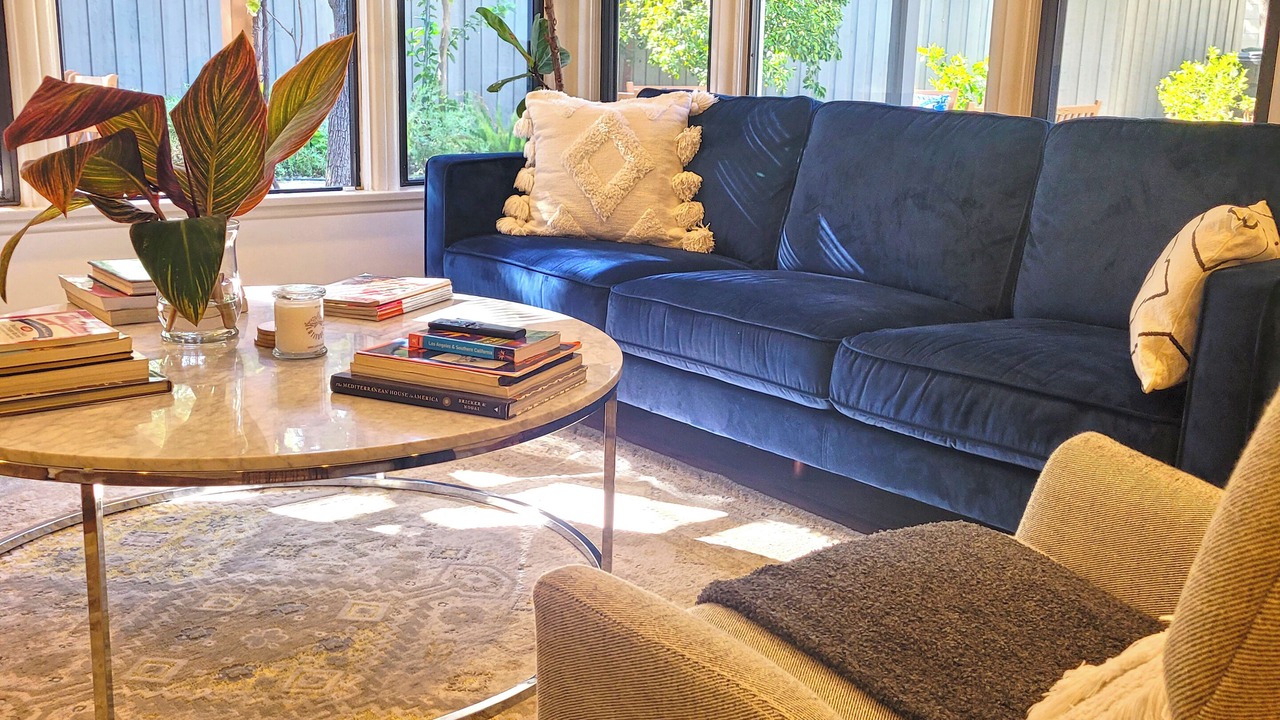 Photo of Livingroom in Chatsworth
