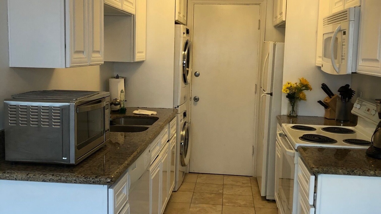 Photo of Kitchen in West Hollywood