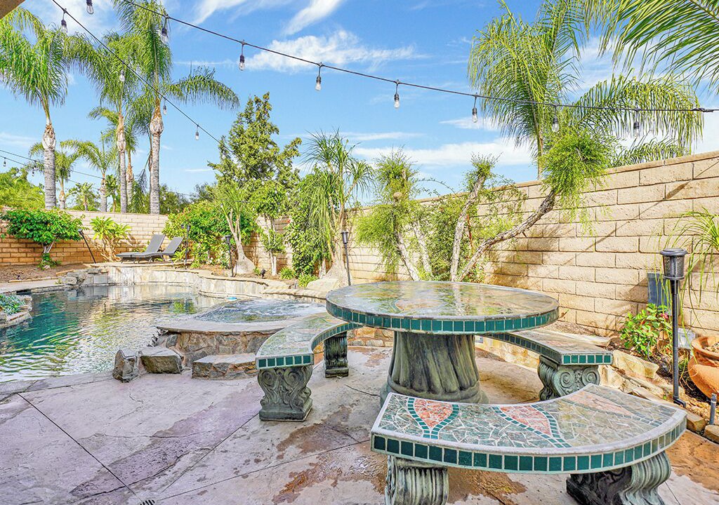 Photo of Outdoor in Corona