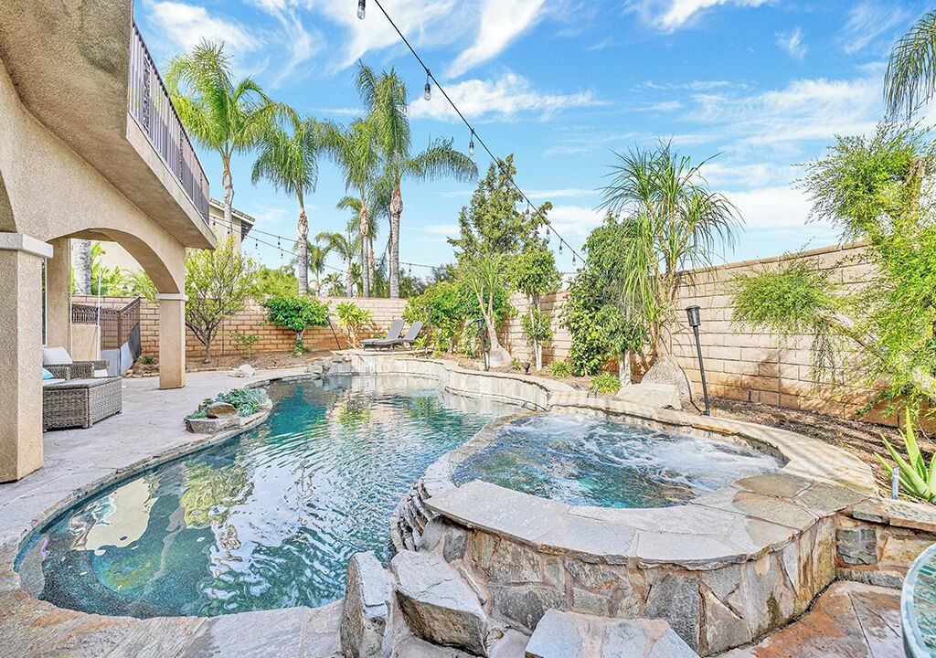 Photo of Outdoor in Corona