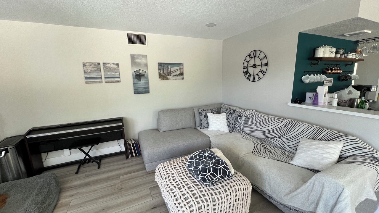 Photo of Livingroom in Rancho Cucamonga