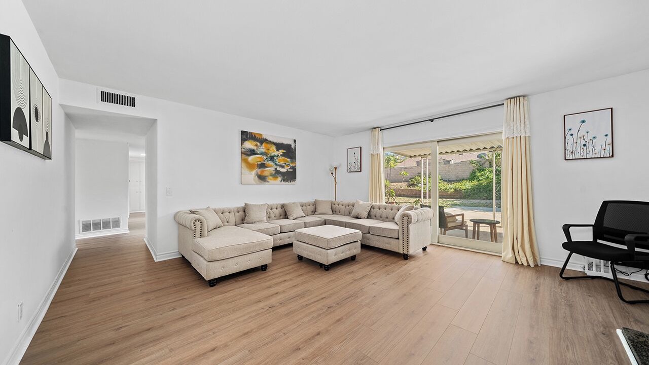 Photo of Livingroom in Rowland Heights