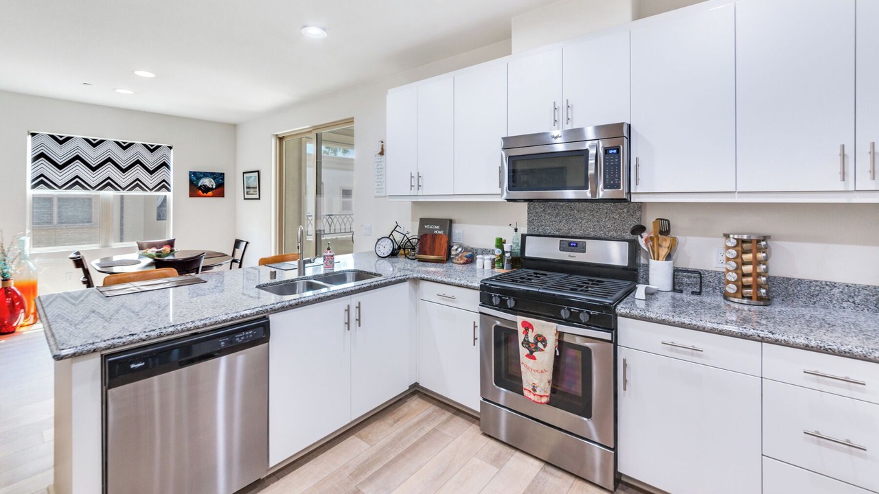 Photo of Kitchen in Anaheim Colony Historic District