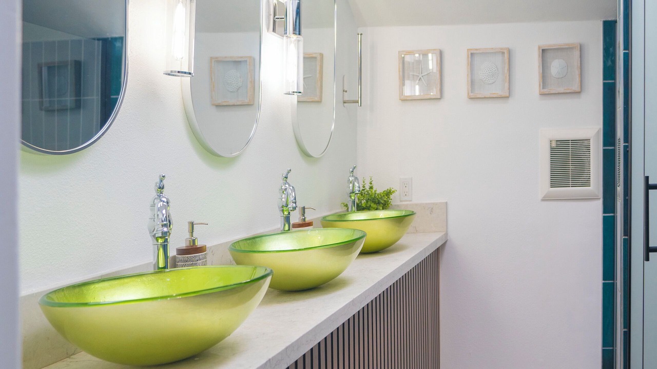 Photo of Bathroom in Northridge