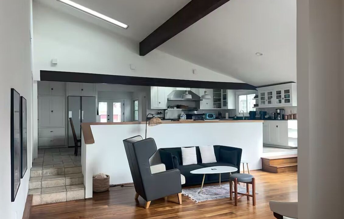 Photo of Livingroom in Playa Del Rey