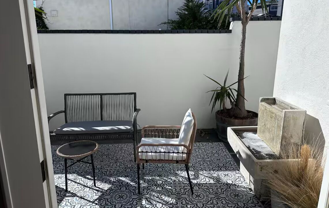 Photo of Patio Balcony in Playa Del Rey