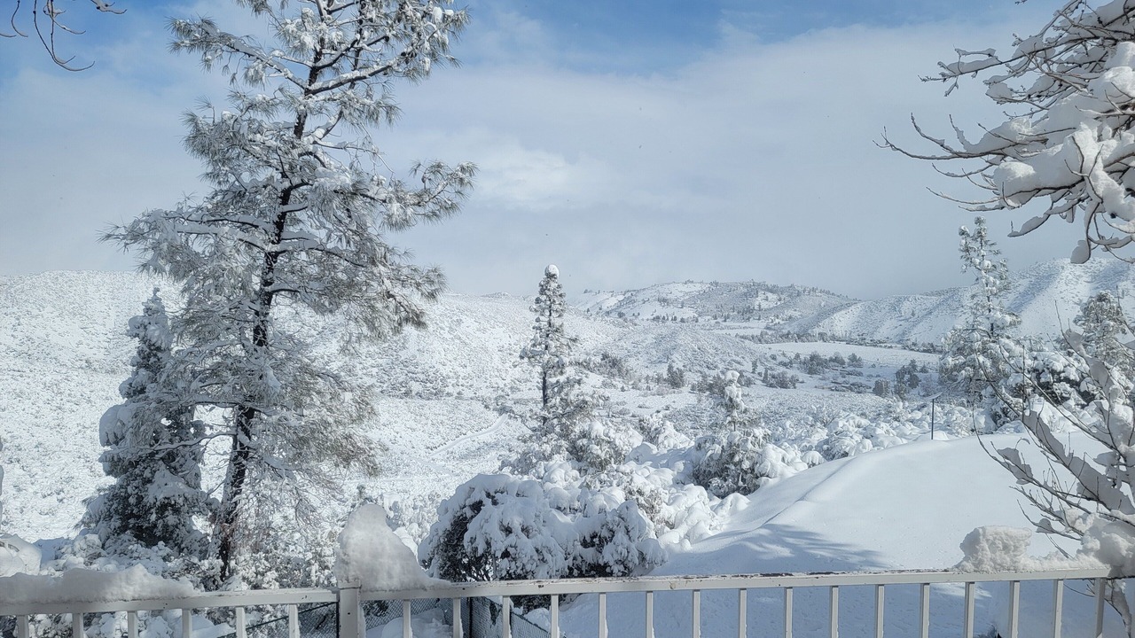 Photo of Outdoor in Lake Hughes