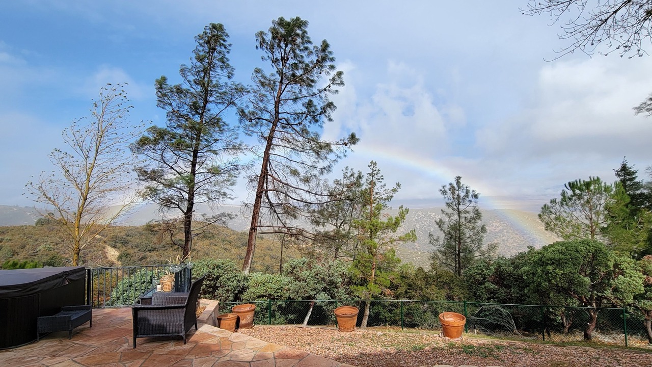 Photo of Patio Balcony in Lake Hughes