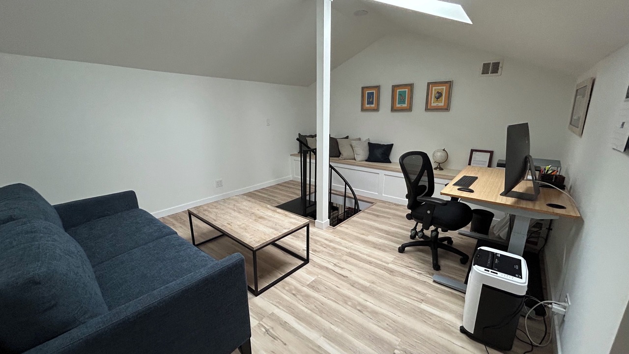 Photo of Livingroom in North Redondo