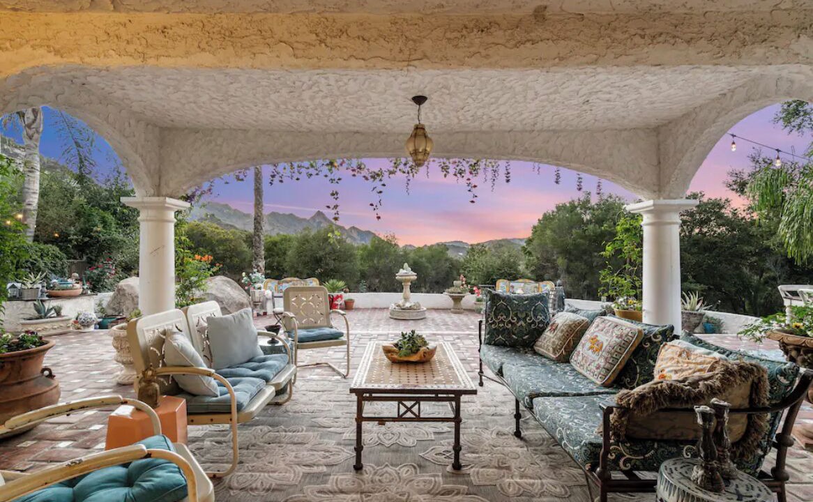 Photo of Patio Balcony in Calabasas