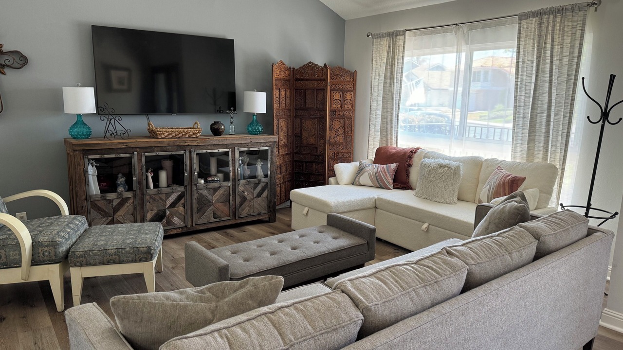 Photo of Livingroom in Lake Forest