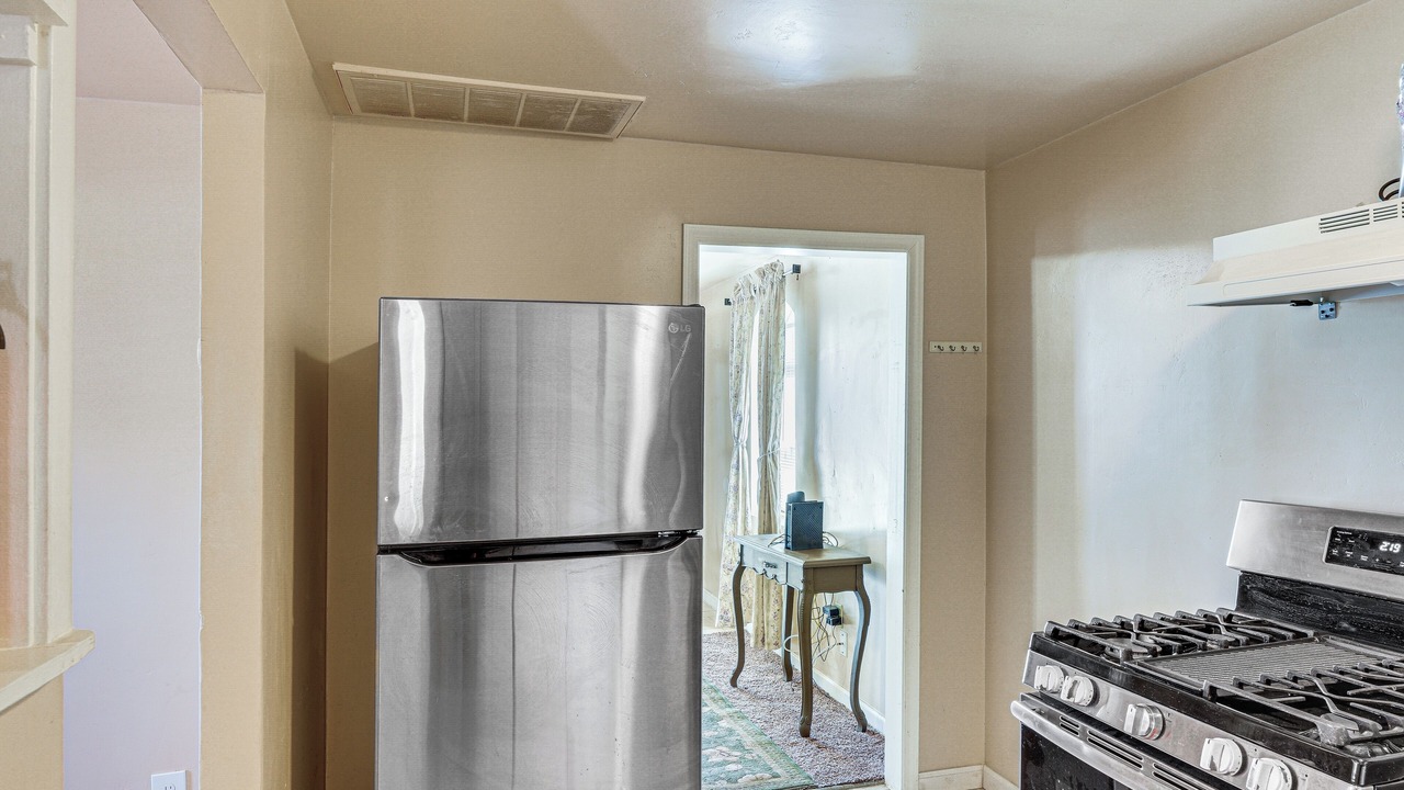 Photo of Kitchen in Oildale
