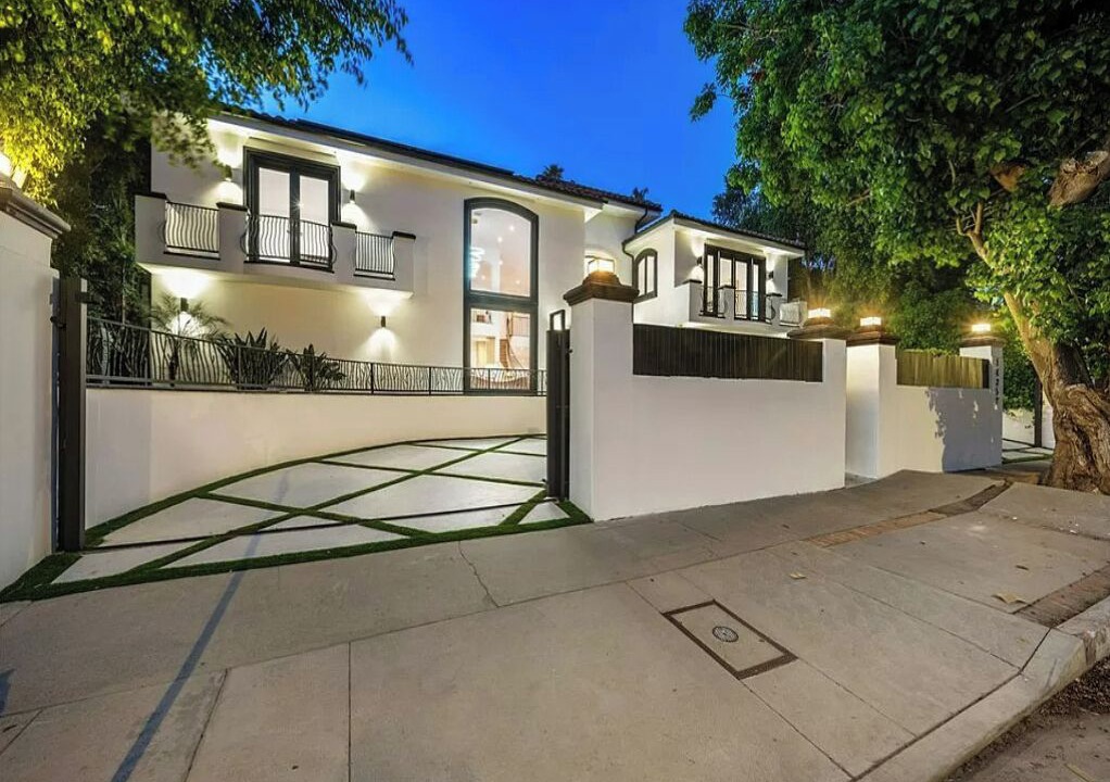 Photo of Outdoor in Sherman Oaks