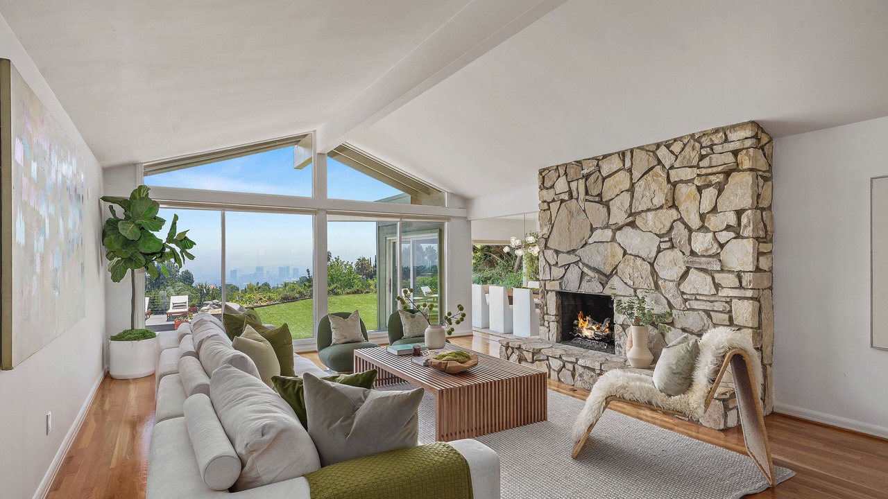 Photo of Livingroom in Bel Air