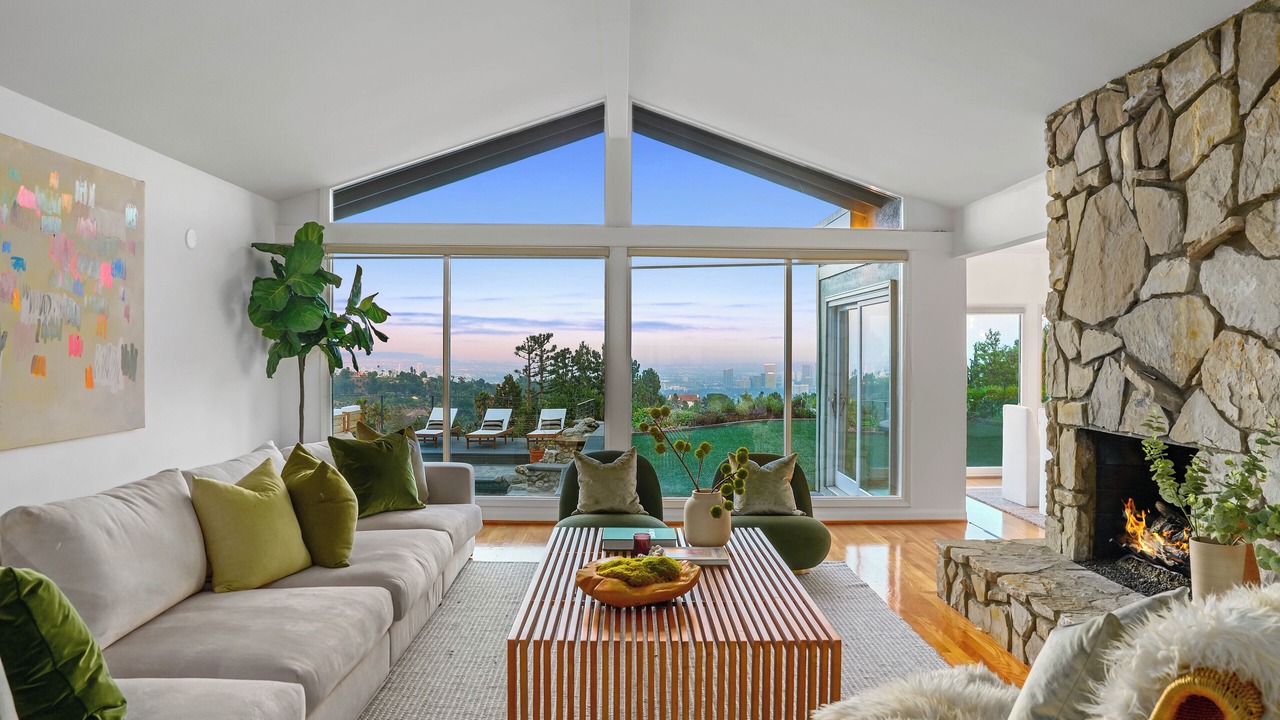 Photo of Livingroom in Bel Air