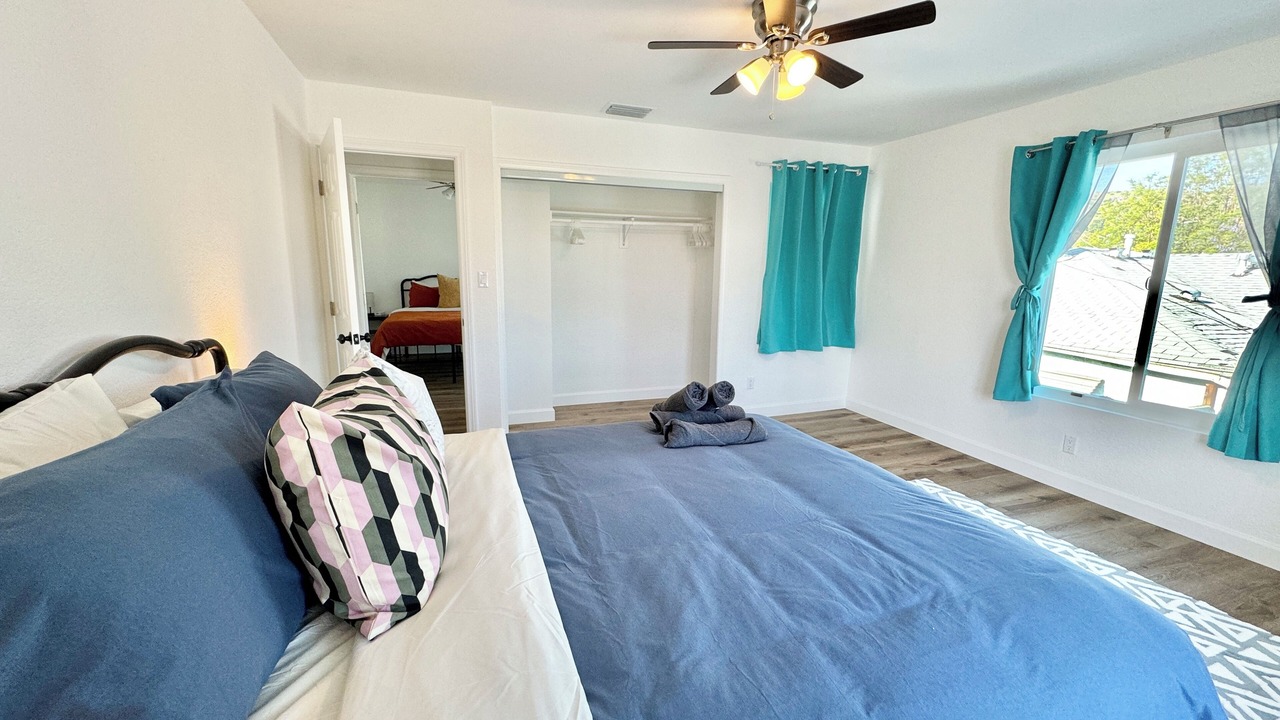 Photo of Bedroom in Burbank