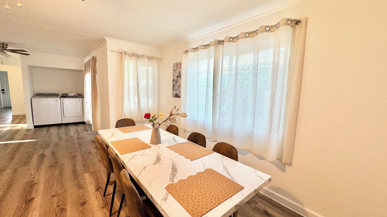 Photo of Bedroom in Burbank