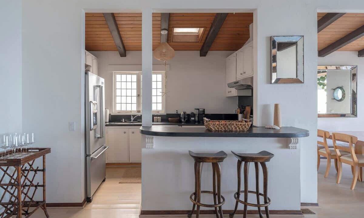 Photo of Kitchen in Western Malibu