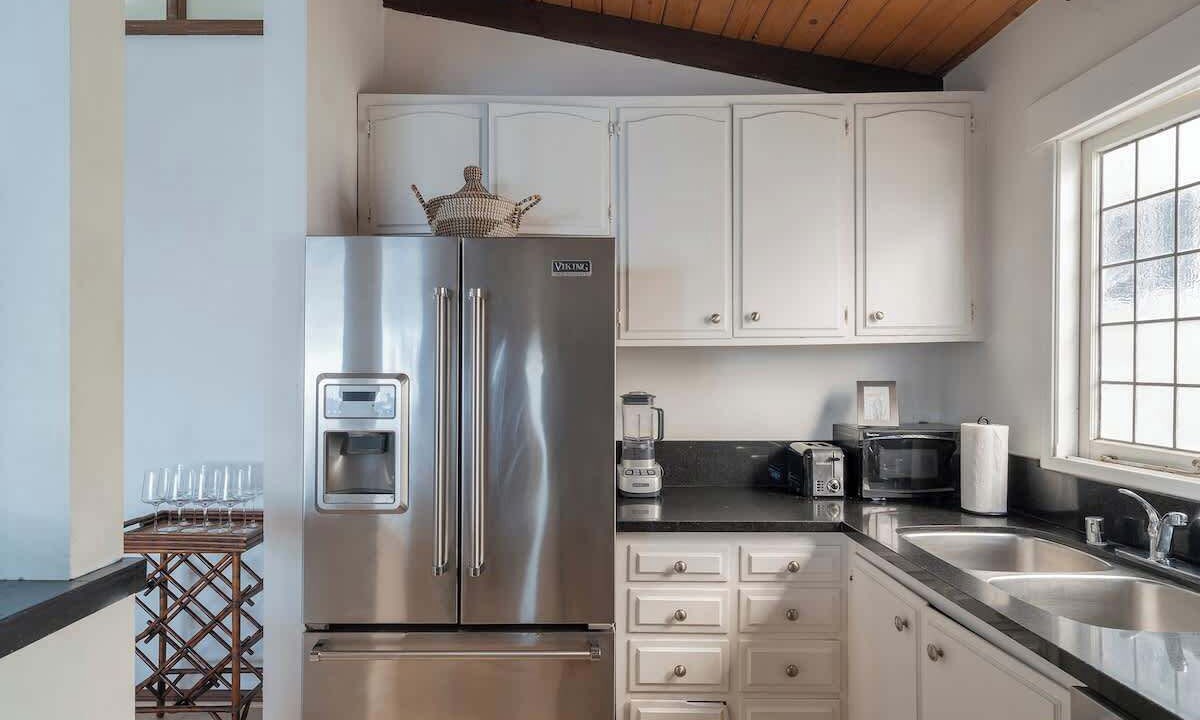 Photo of Kitchen in Western Malibu