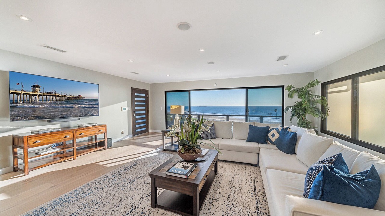 Photo of Livingroom in Playa Del Rey