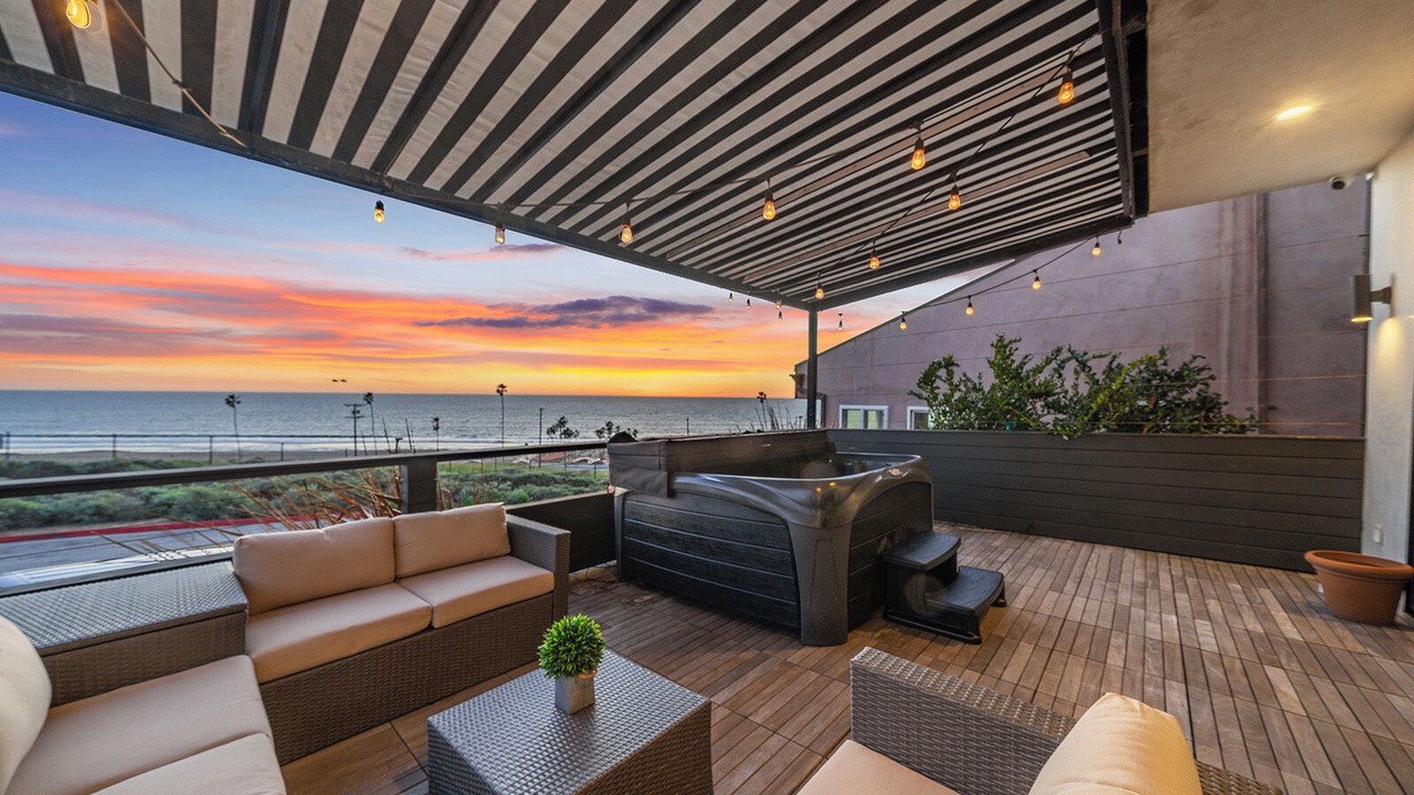 Photo of Patio Balcony in Playa Del Rey