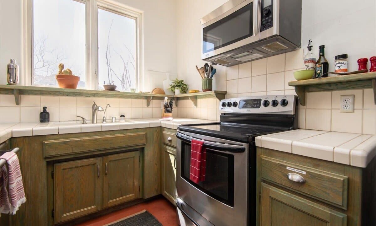 Photo of Kitchen in Joshua Tree Highlands