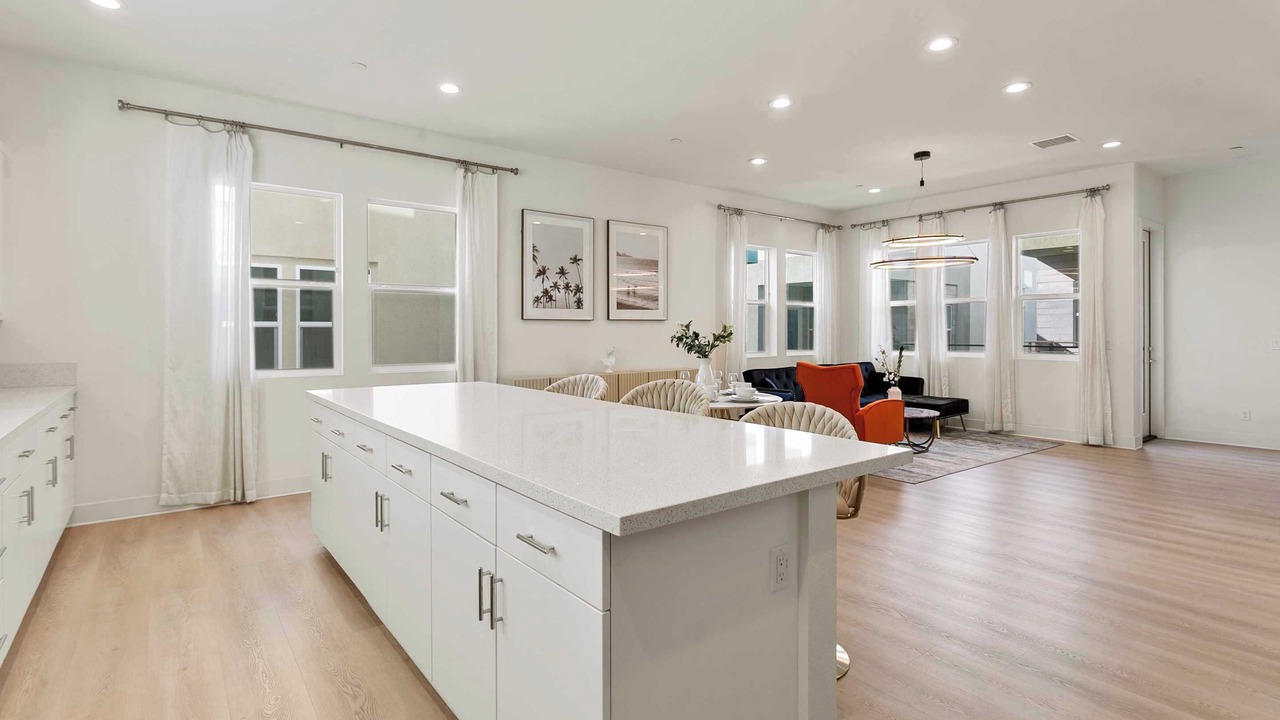 Photo of Kitchen in Platinum Triangle