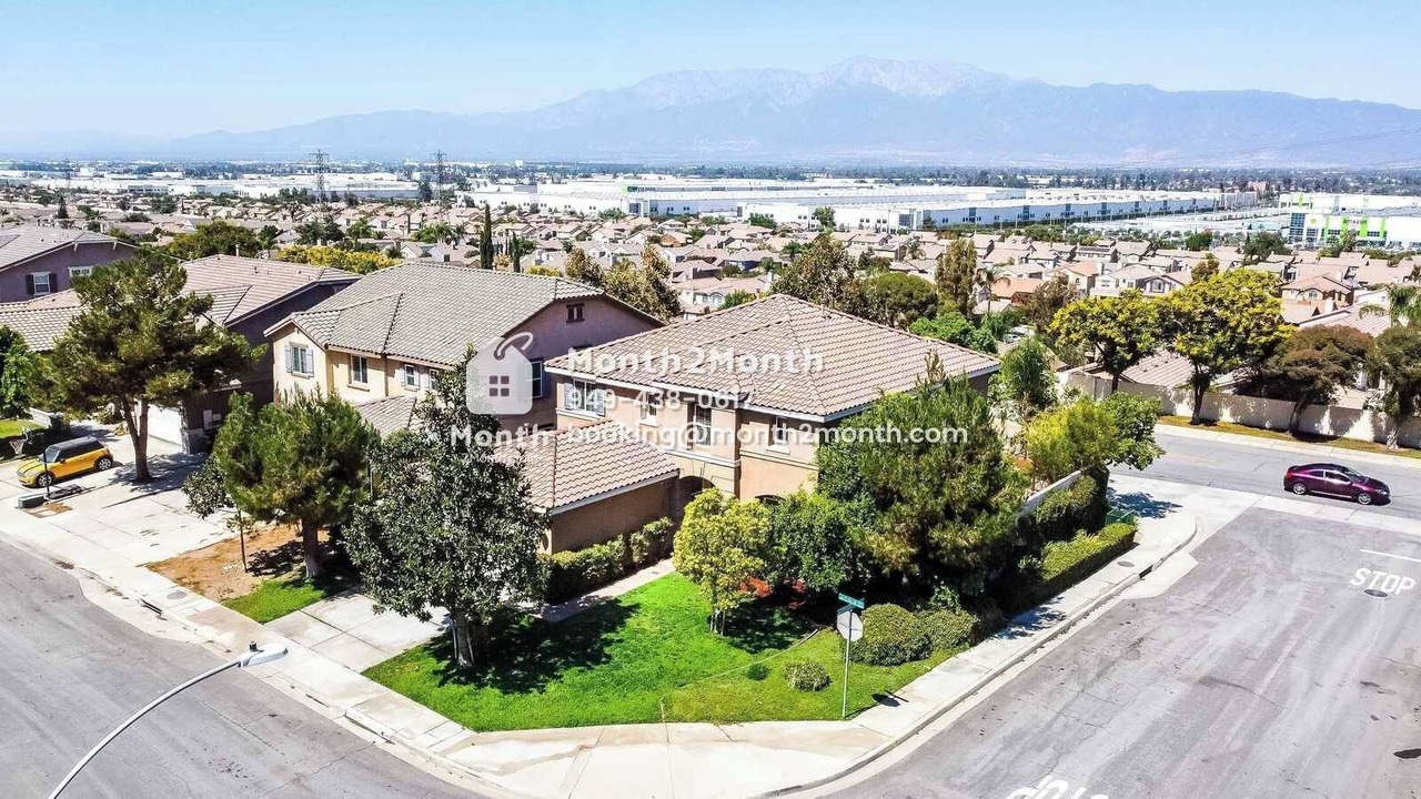 Photo of Outdoor in Southridge Village