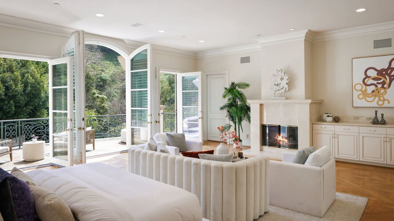 Photo of Others in Bel Air
