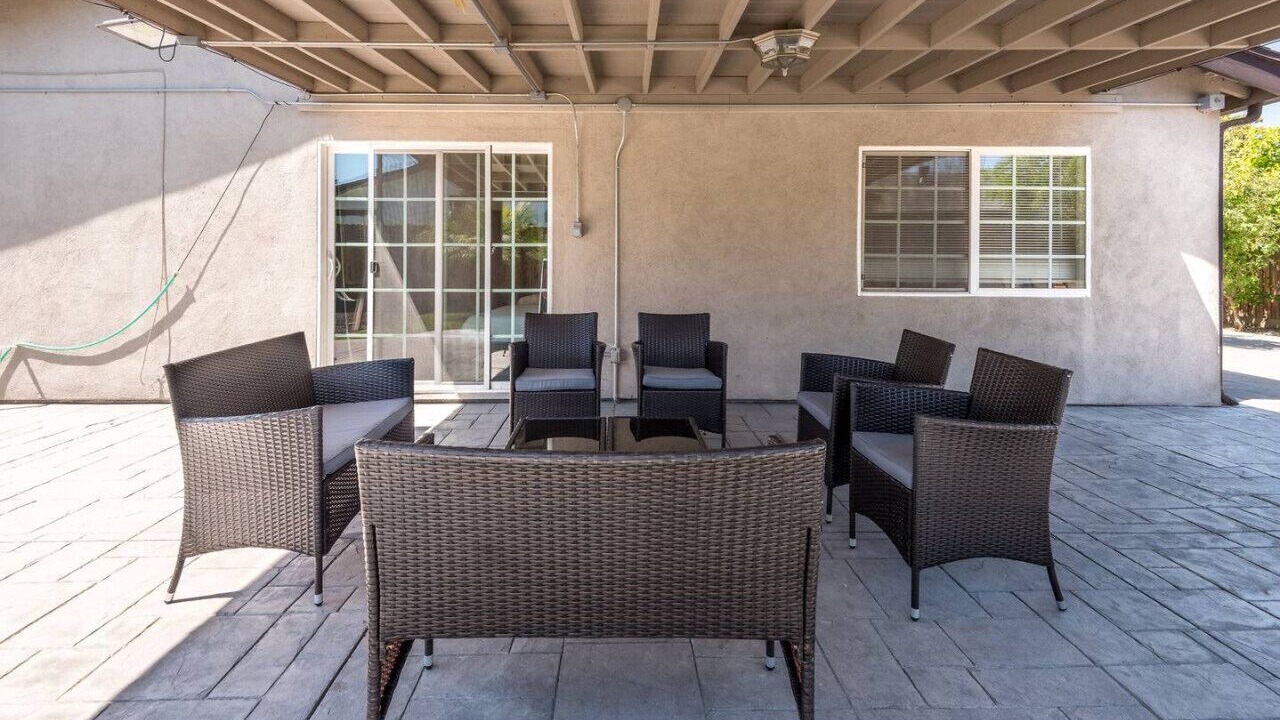 Photo of Patio Balcony in Tarzana