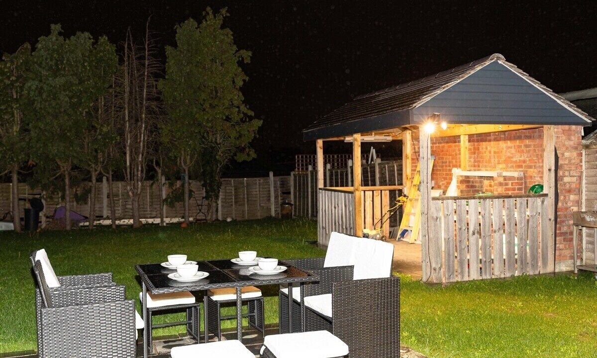 Photo of Outdoor in Bumble's Green