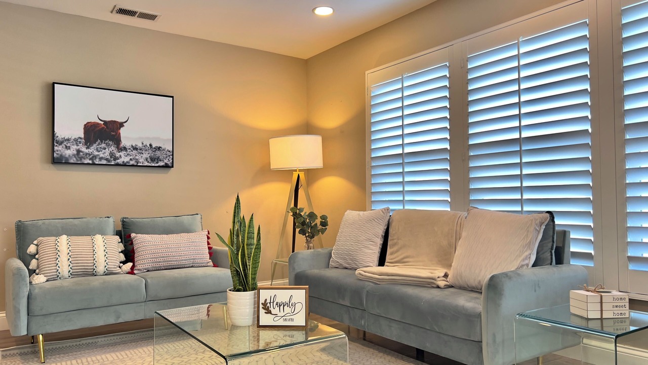 Photo of Livingroom in Mayflower Village