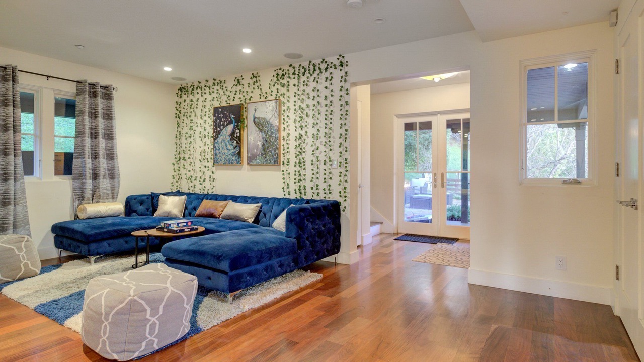 Photo of Livingroom in San Anselmo