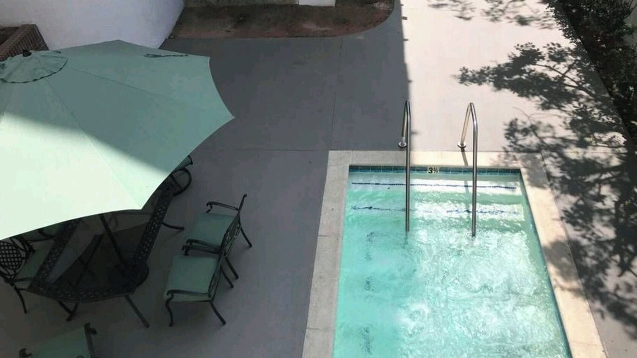 Photo of Outdoor in Wilshire Center